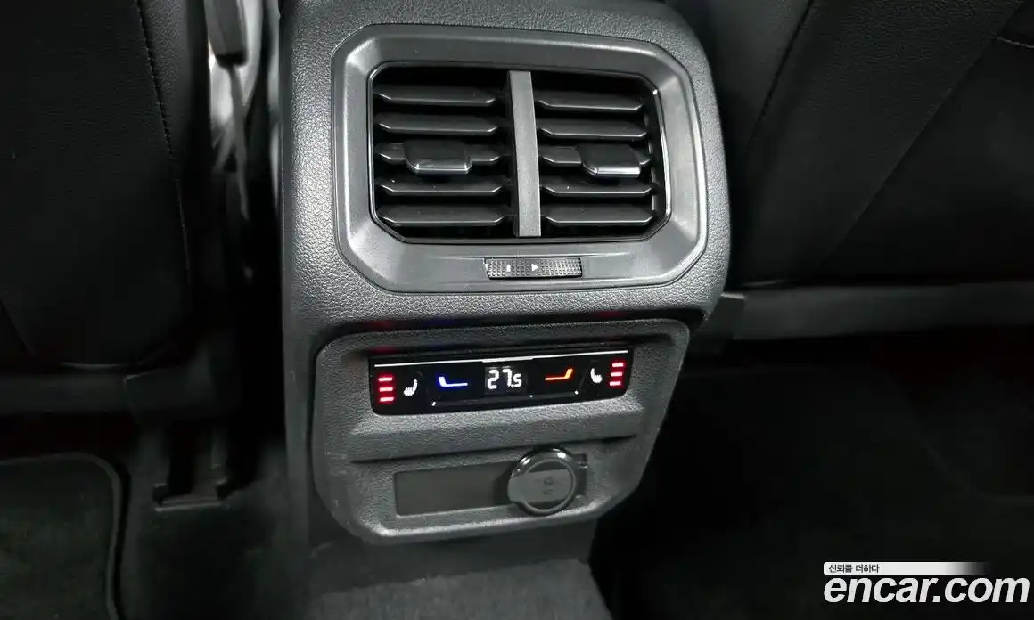 Volkswagen Tiguan 2022 2.0 гидро в Москве № 232189, фото 19
