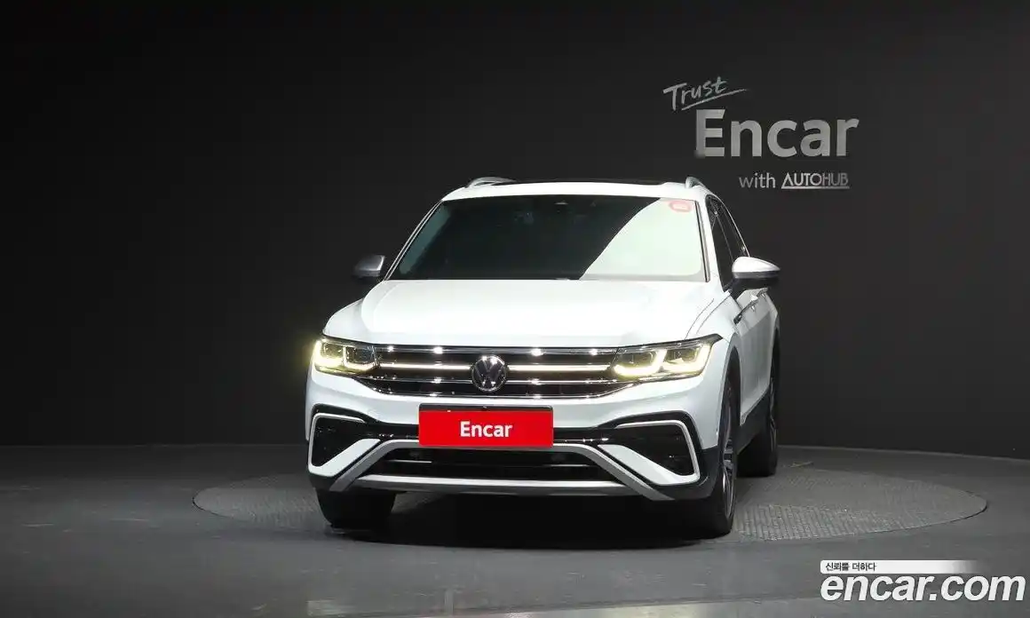 Volkswagen Tiguan 2022 2.0 гидро в Москве № 232189, фото 3