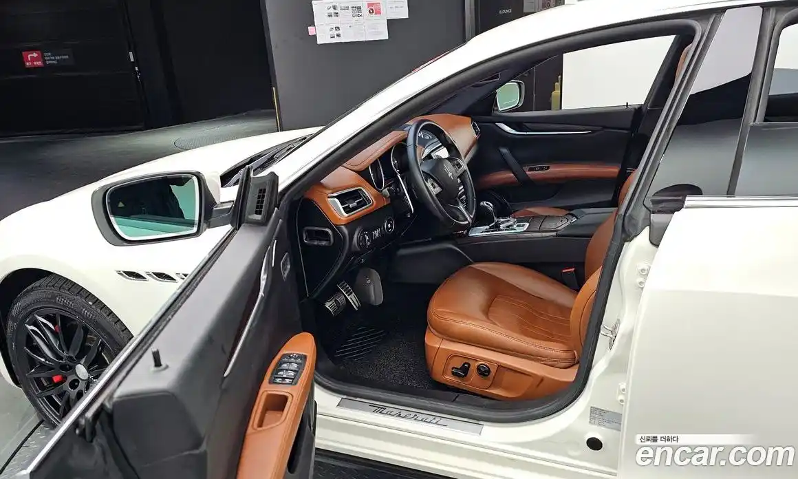 Maserati Ghibli 2015 3.0 гидро в Москве № 255931, фото 11