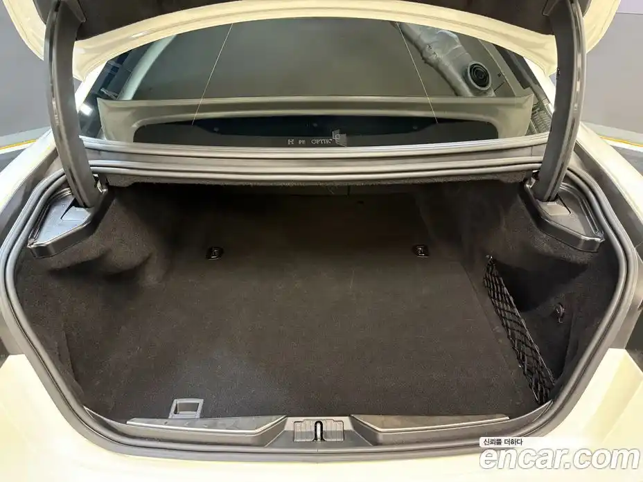 Maserati Quattroporte 2017 3.0 гидро в Москве № 255974, фото 20