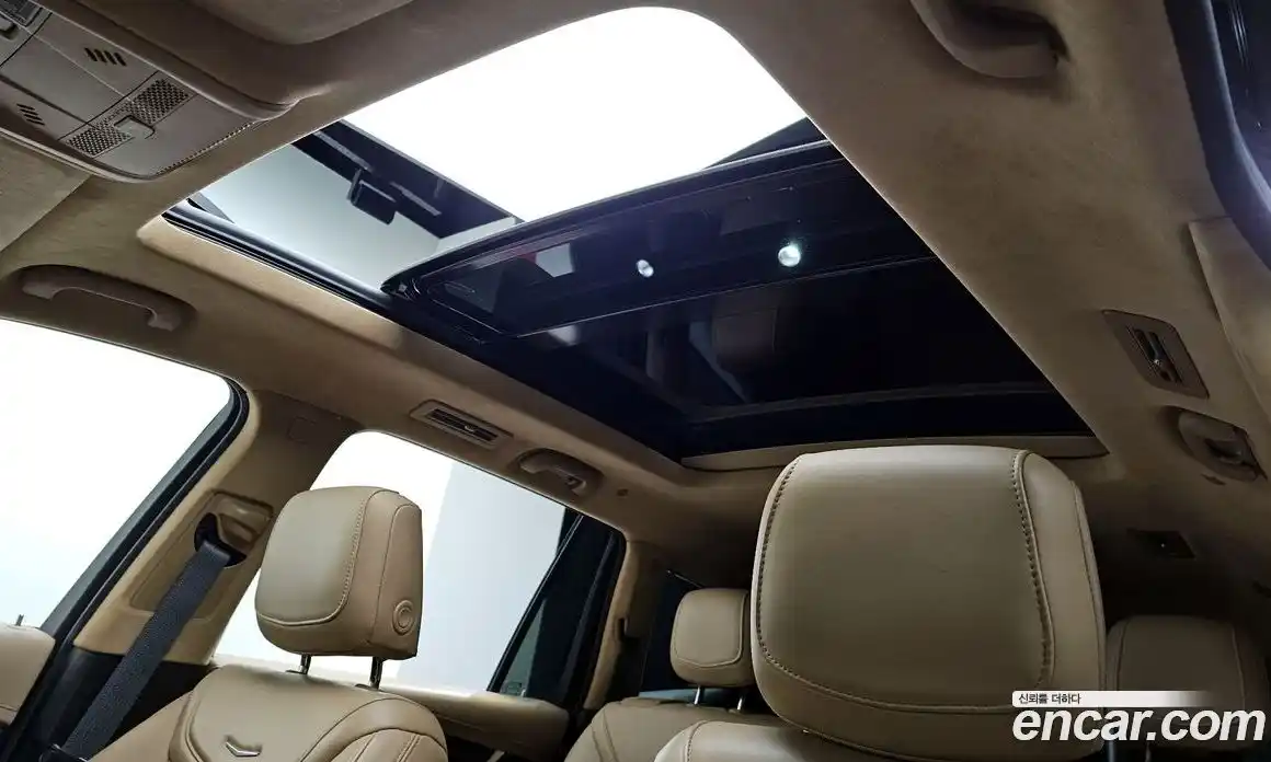 Cadillac XT6 2022 3.6 гидро в Москве № 256449, фото 16