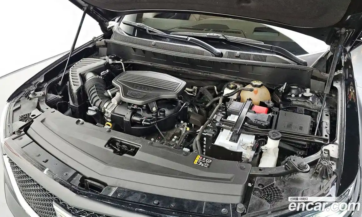 Cadillac XT6 2022 3.6 гидро в Москве № 256449, фото 6