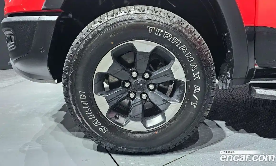 Dodge Ram Pick Up 2019 5.7 гидро в Москве № 259808, фото 5