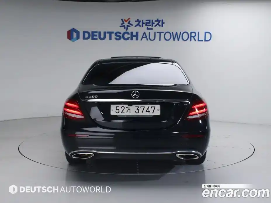 Mercedes-Benz E-Class 2018 2.0 гидро в Москве № 264253, фото 4