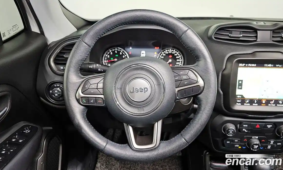 Jeep Renegade 2019 2.4 гидро в Москве № 278455, фото 13