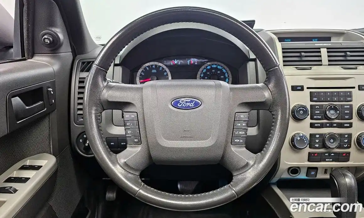 Ford Escape 2011 2.5 гидро в Москве № 281653, фото 13