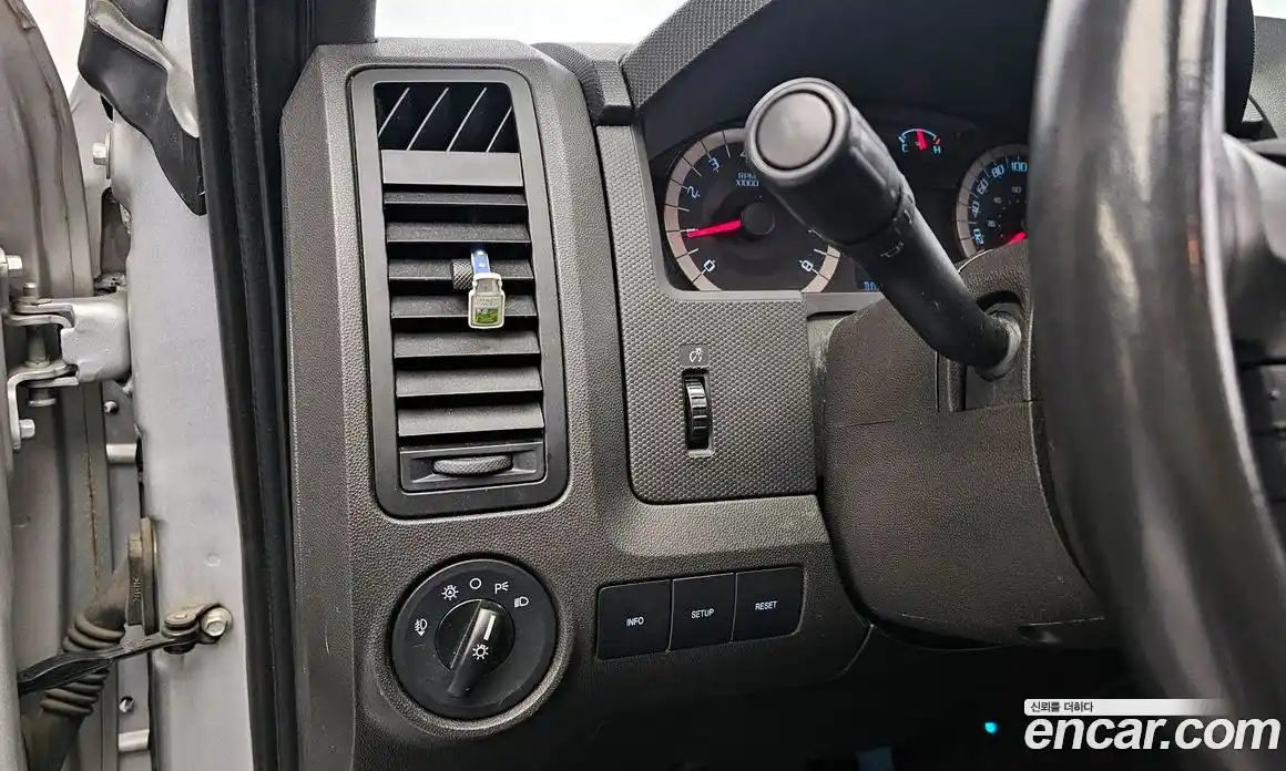Ford Escape 2011 2.5 гидро в Москве № 281653, фото 18