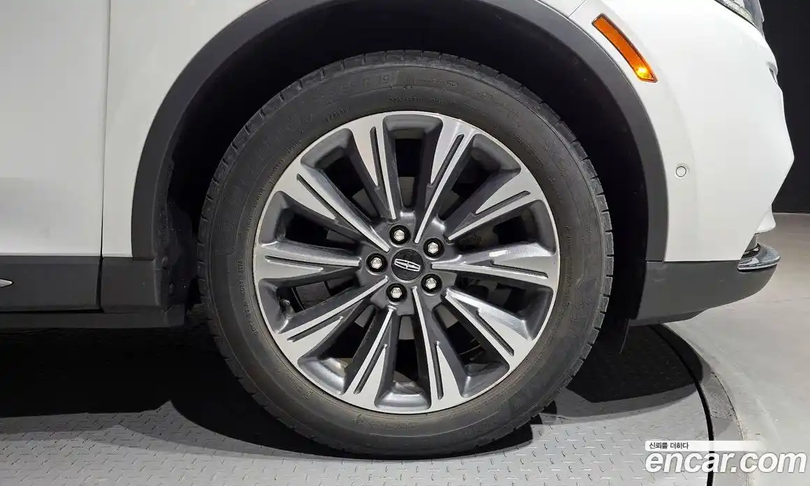 Lincoln Corsair 2021 2.0 гидро в Москве № 282486, фото 5