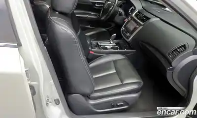 Nissan Altima 2017 2.5 гидро в Москве № 284972, миниатюра 12