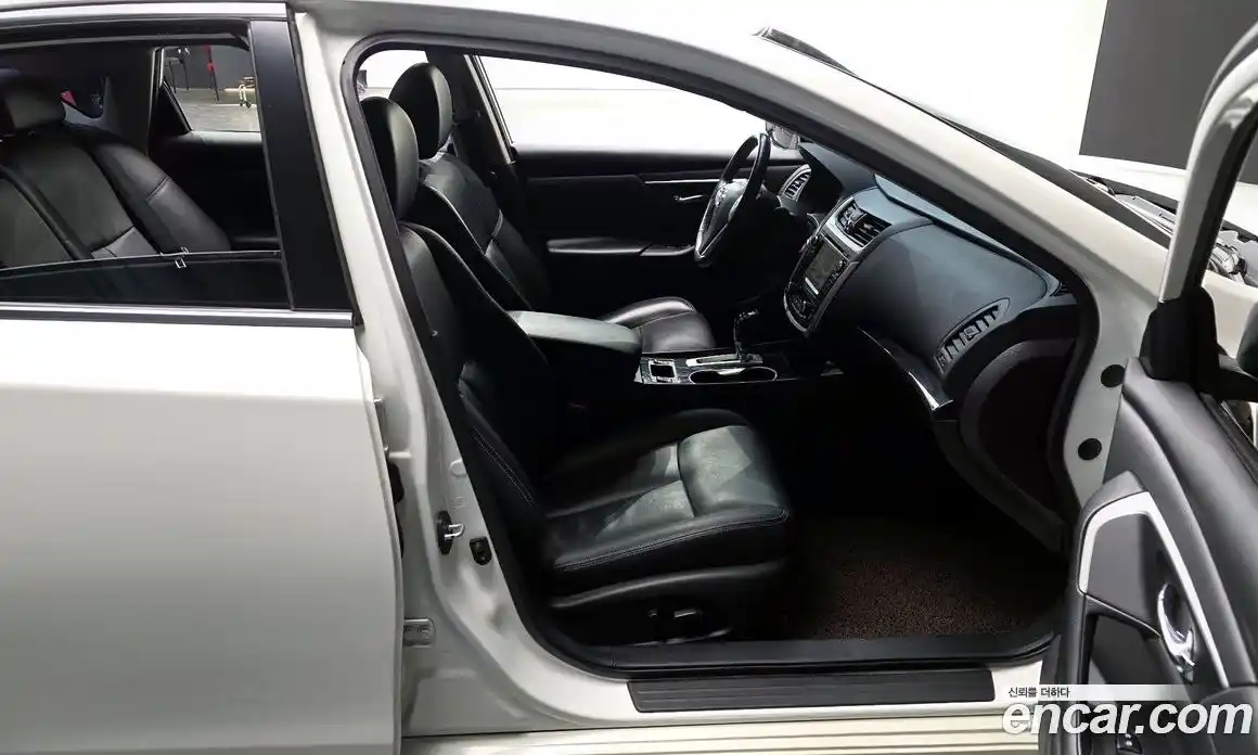 Nissan Altima 2016 2.5 гидро в Москве № 285003, фото 11