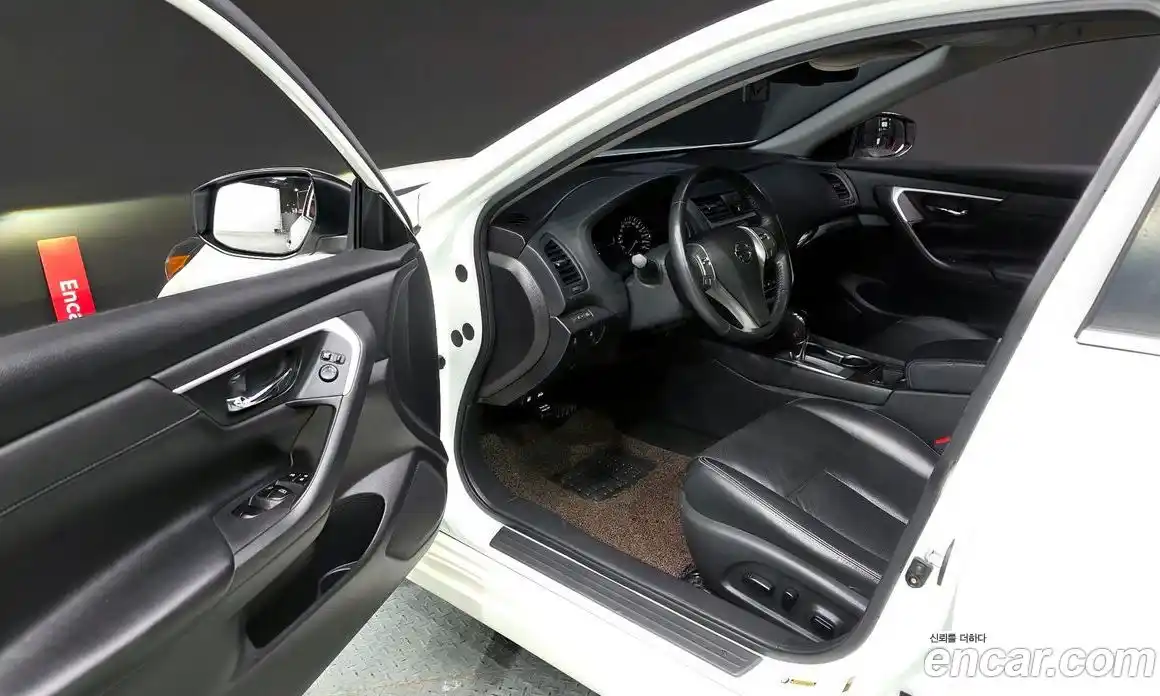 Nissan Altima 2016 2.5 гидро в Москве № 285003, фото 10