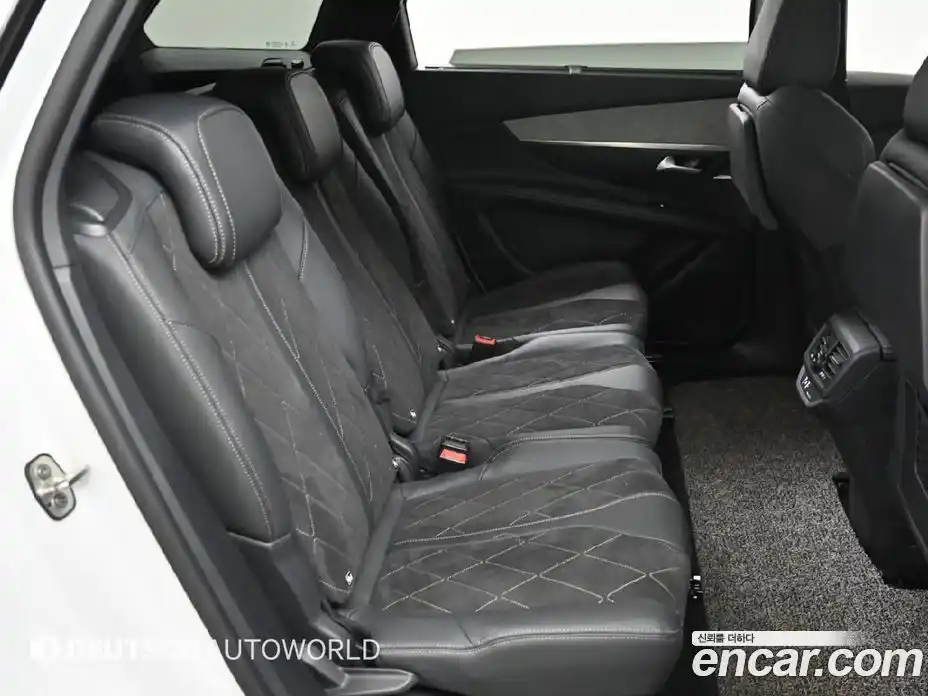 Peugeot 5008 2021 2.0 гидро в Москве № 288209, фото 12