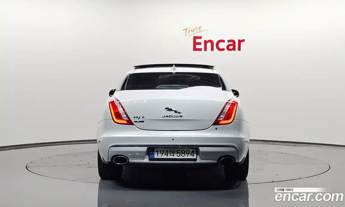 Jaguar XJ 2016 3.0 гидро в Москве № 305052, фото 4
