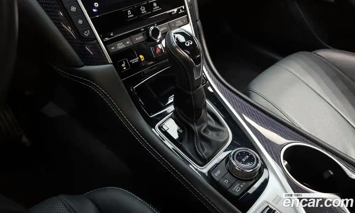 Infiniti Q60 2018 3.0 гидро в Москве № 336117, фото 9