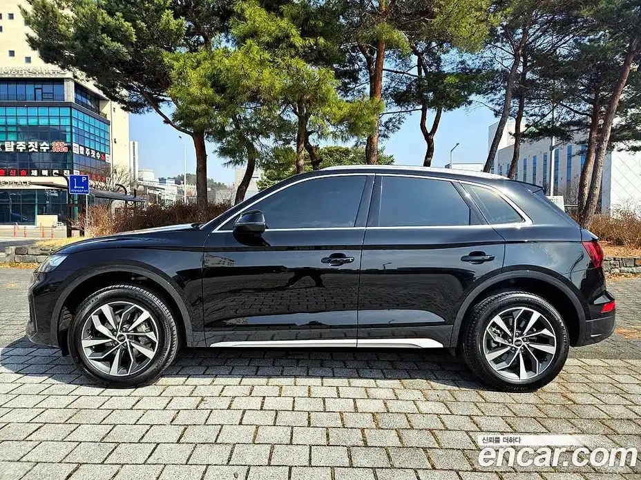 Audi Q5 2023 2.0 гидро в Москве № 343426, фото 12