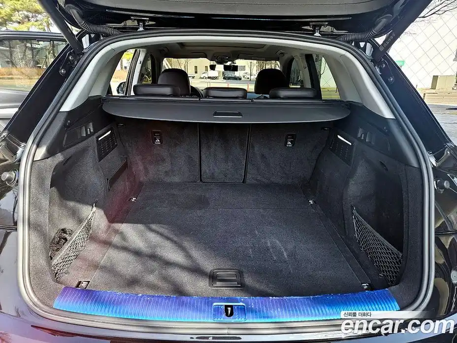 Audi Q5 2023 2.0 гидро в Москве № 343426, фото 13