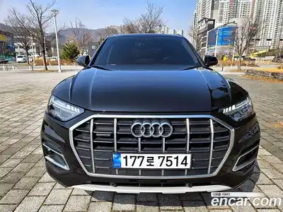 Audi Q5 2023 2.0 гидро в Москве № 343426, миниатюра 3