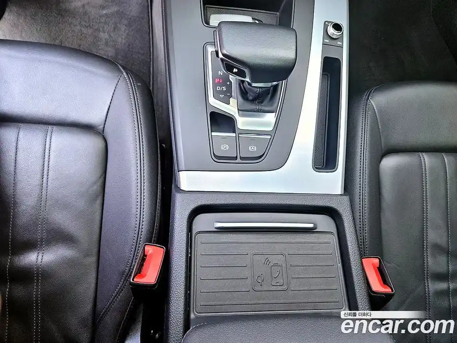 Audi Q5 2023 2.0 гидро в Москве № 343426, фото 9