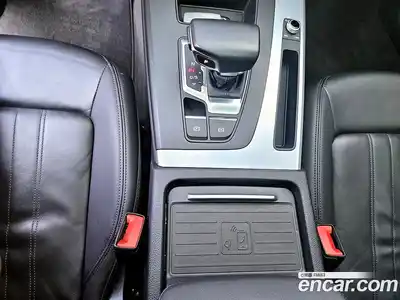Audi Q5 2023 2.0 гидро в Москве № 343426, миниатюра 9