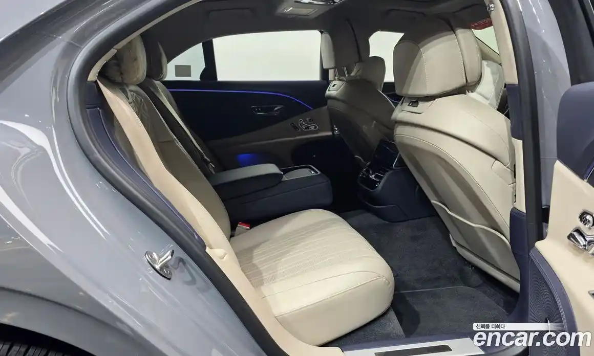 Bentley Flying Spur 2021 4.0 гидро в Москве № 366322, фото 11