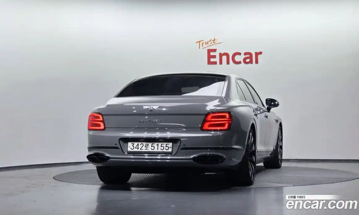 Bentley Flying Spur 2021 4.0 гидро в Москве № 366322, фото 3