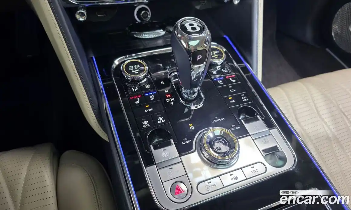 Bentley Flying Spur 2021 4.0 гидро в Москве № 366322, фото 8