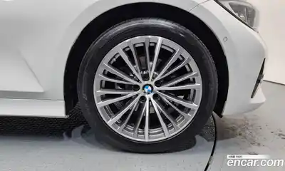 BMW 3-Series 2022 2.0 гидро в Москве № 386279, миниатюра 5