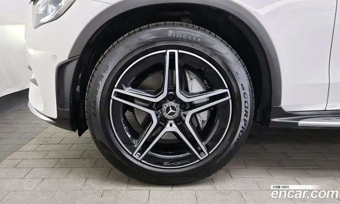 Mercedes-Benz GLC-Class 2023 2.0 гидро в Москве № 412687, фото 5