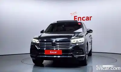 Volkswagen Touareg 2023 3.0 гидро в Москве № 428928, миниатюра 3