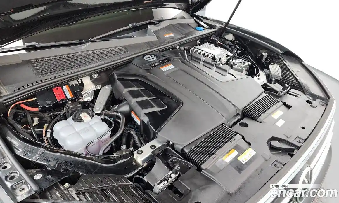 Volkswagen Touareg 2023 3.0 гидро в Москве № 428928, фото 6