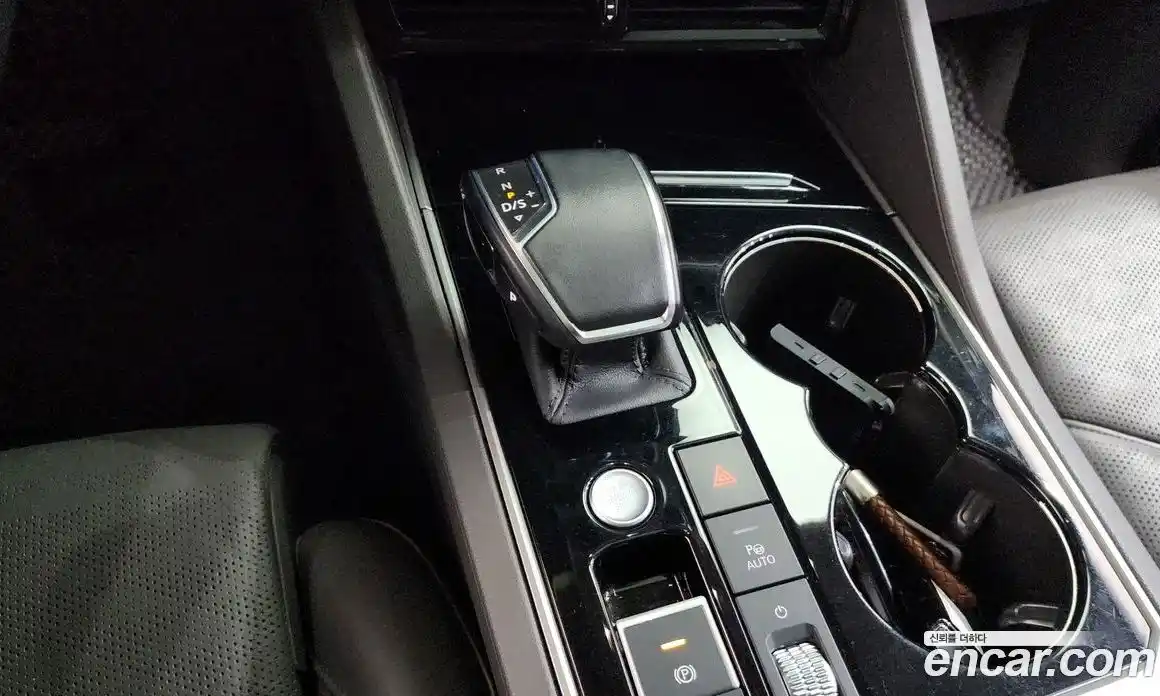 Volkswagen Touareg 2023 3.0 гидро в Москве № 428928, фото 9