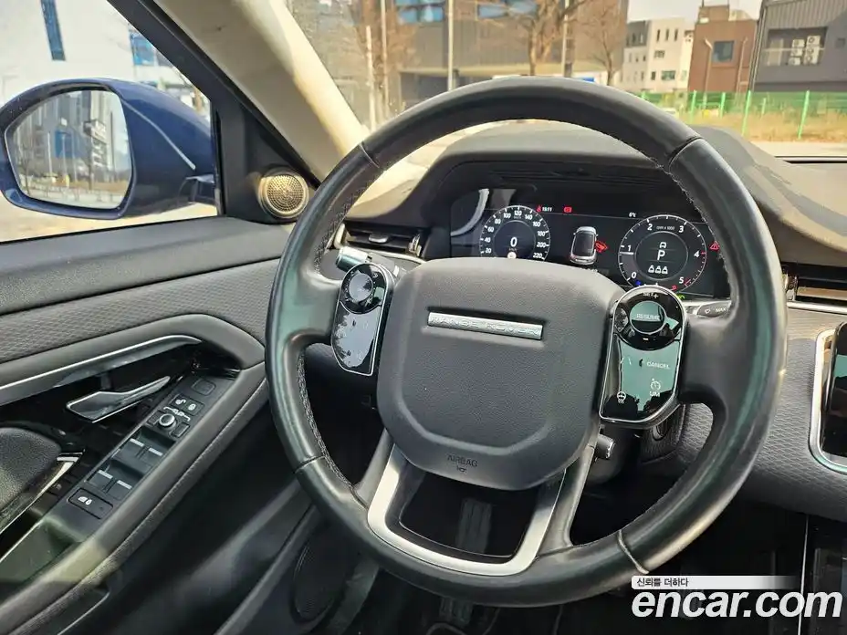 Land Rover Range-Rover Evoque 2020 2.0 гидро в Москве № 471581, фото 17