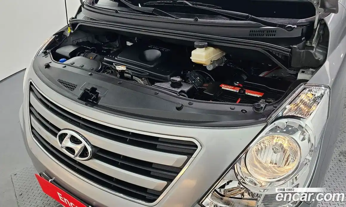Hyundai Starex 2016 2.5 гидро в Москве № 48735, фото 6