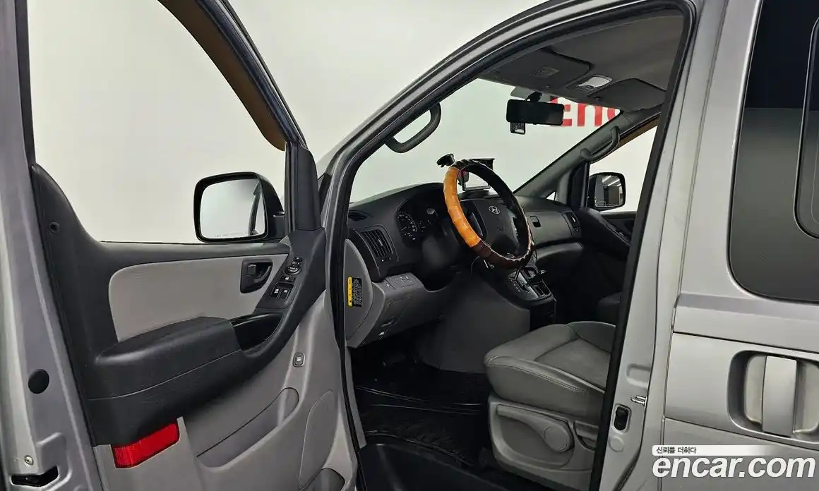 Hyundai Starex 2016 2.5 гидро в Москве № 48735, фото 10