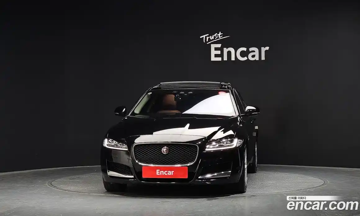 Jaguar XF 2019 2.0 гидро в Москве № 500227, фото 3