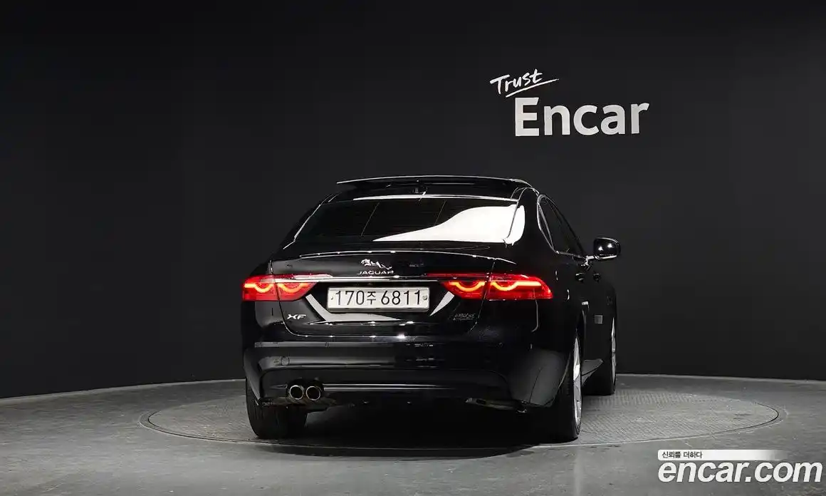 Jaguar XF 2019 2.0 гидро в Москве № 500227, фото 4