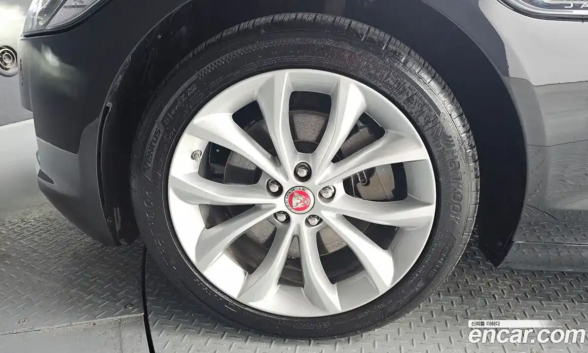 Jaguar XF 2019 2.0 гидро в Москве № 500227, фото 5