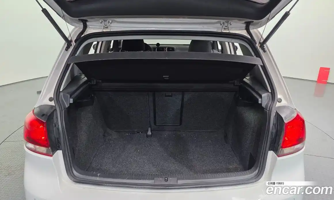 Volkswagen Golf 2013 1.6 гидро в Москве № 520830, фото 20