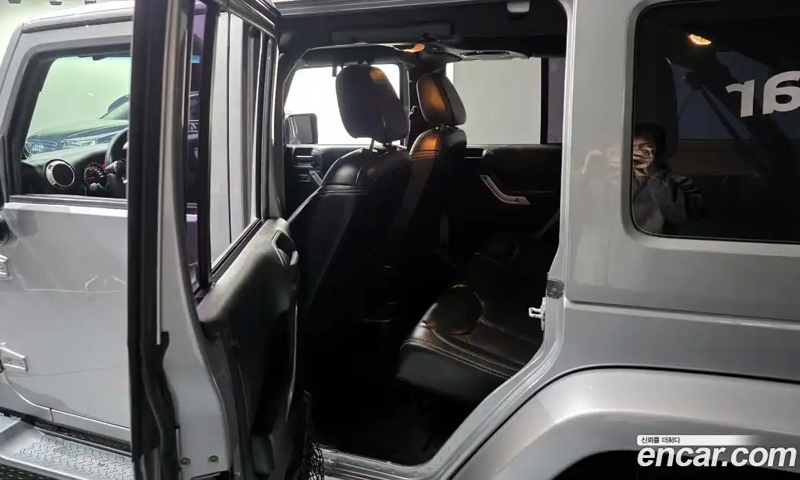 Jeep Wrangler 2013 2.8 гидро в Москве № 522365, фото 11