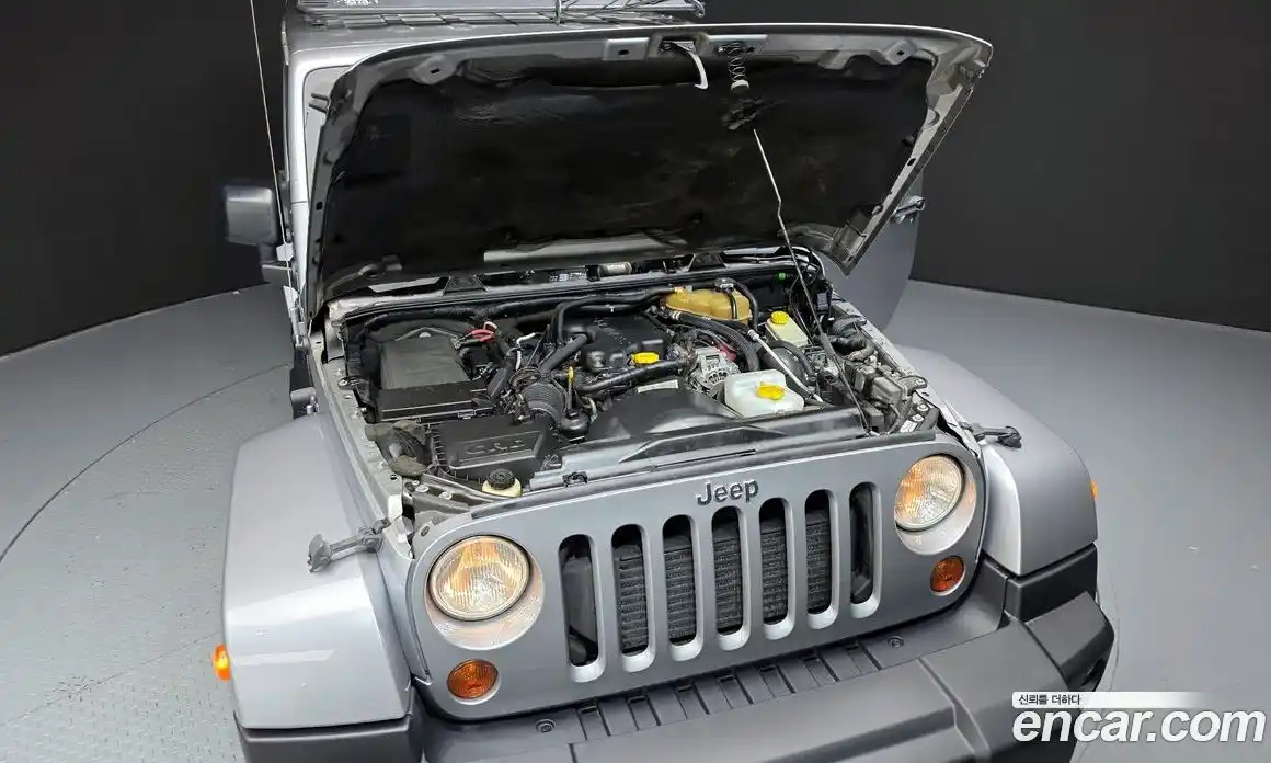 Jeep Wrangler 2013 2.8 гидро в Москве № 522365, фото 6