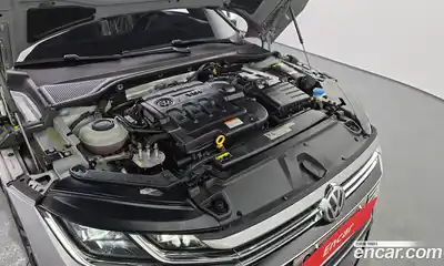 Volkswagen Arteon 2018 2.0 гидро в Москве № 547420, миниатюра 6