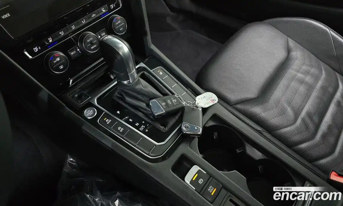 Volkswagen Arteon 2018 2.0 гидро в Москве № 547420, фото 9