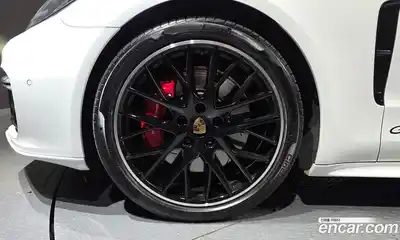 Porsche Panamera 2020 4.0 гидро в Москве № 594145, миниатюра 5