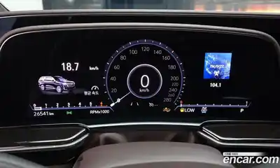 Cadillac Escalade 2023 6.2 гидро в Москве № 718083, миниатюра 8