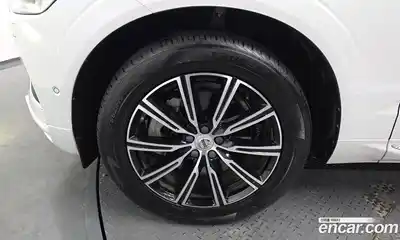 Volvo XC60 2020 2.0 гидро в Москве № 724127, миниатюра 4
