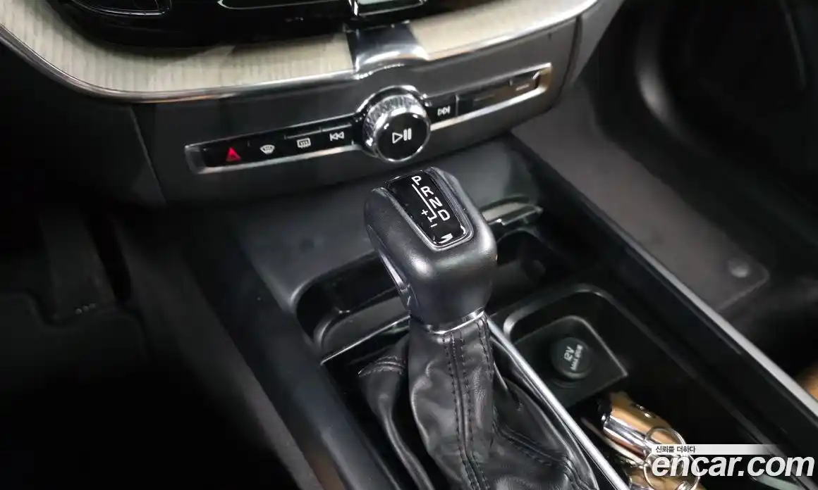 Volvo XC60 2020 2.0 гидро в Москве № 724127, фото 8