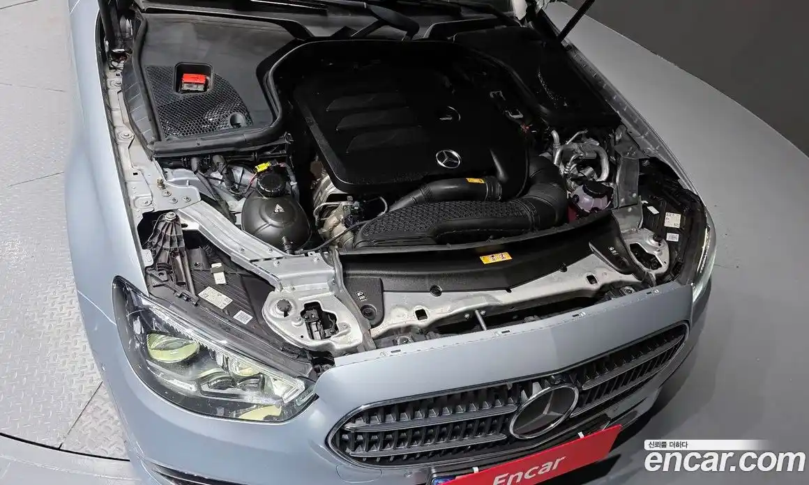 Mercedes-Benz E-Class 2022 2.0 гидро, фото 6