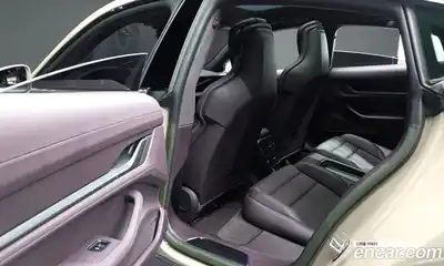 Porsche Taycan 2023 0.1 гидро в Москве № 765589, миниатюра 12