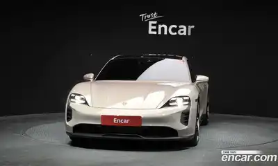 Porsche Taycan 2023 0.1 гидро в Москве № 765589, миниатюра 3