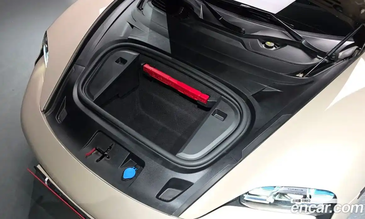 Porsche Taycan 2023 0.1 гидро в Москве № 765589, фото 6
